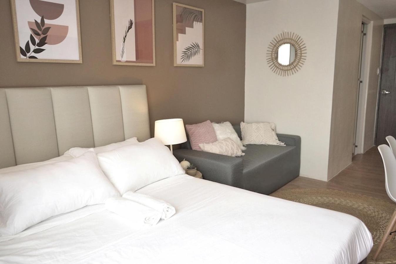 Quince Studio W/ Balcony Orochi Staycation Ph At Loop Tower Cdo كاجايان دي أورو المظهر الخارجي الصورة